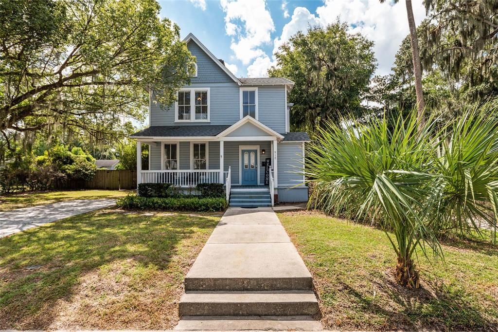 Active With Contract: $500,000 (4 beds, 3 baths, 2046 Square Feet)