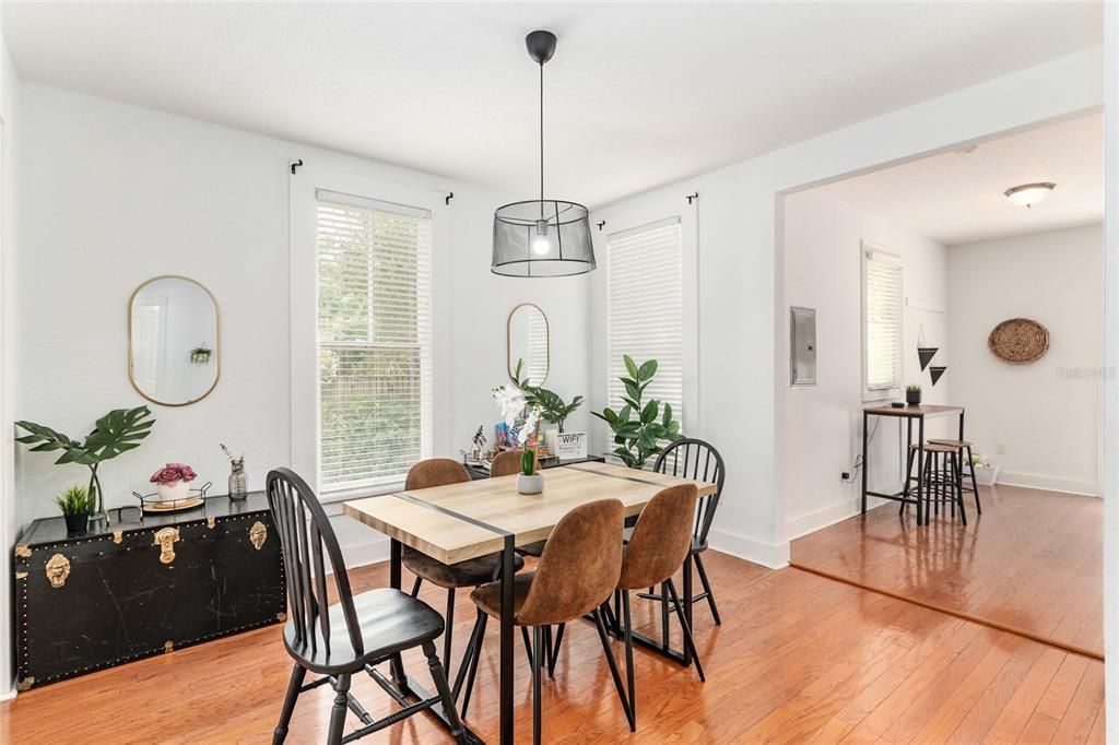 Active With Contract: $500,000 (4 beds, 3 baths, 2046 Square Feet)