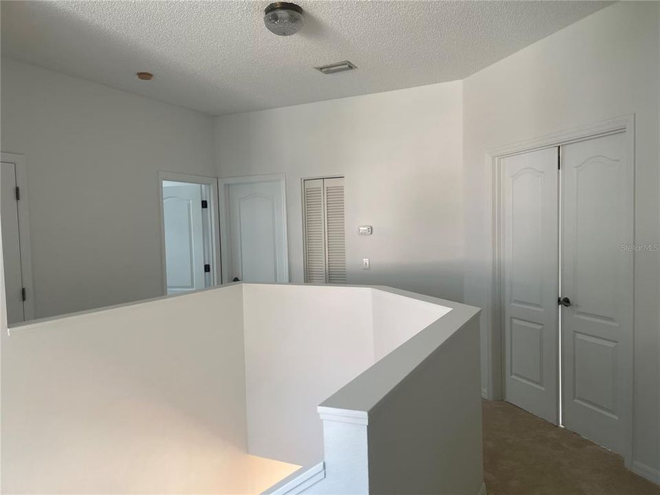 For Rent: $3,200 (5 beds, 2 baths, 3008 Square Feet)