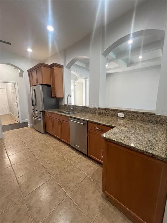 For Sale: $695,000 (3 beds, 3 baths, 2459 Square Feet)