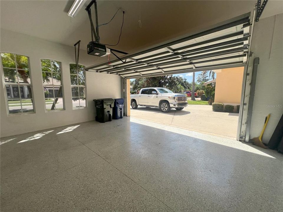 For Sale: $695,000 (3 beds, 3 baths, 2459 Square Feet)