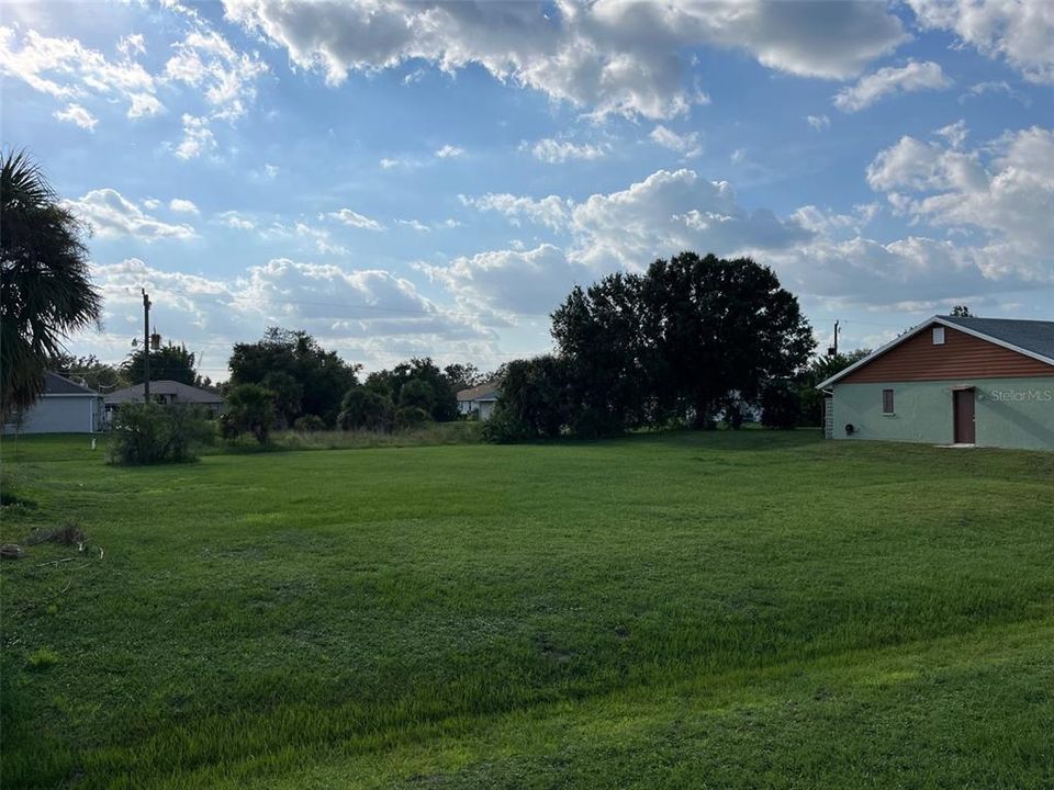 待售: $35,000 (0.23 acres)