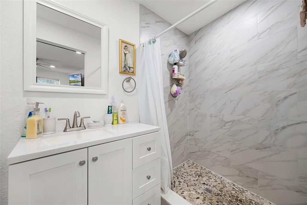 На продажу: $260,000 (3 спален, 2 ванн, 1153 Квадратных фут)