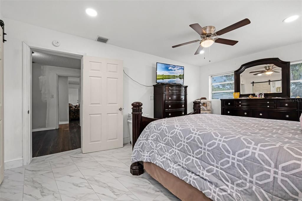 На продажу: $260,000 (3 спален, 2 ванн, 1153 Квадратных фут)