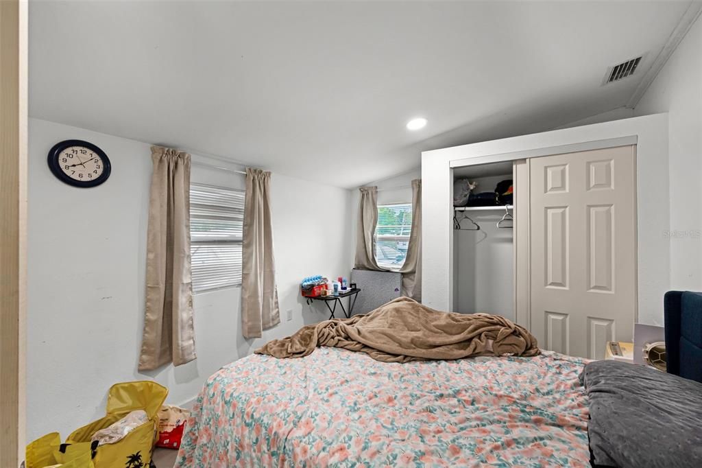 На продажу: $260,000 (3 спален, 2 ванн, 1153 Квадратных фут)