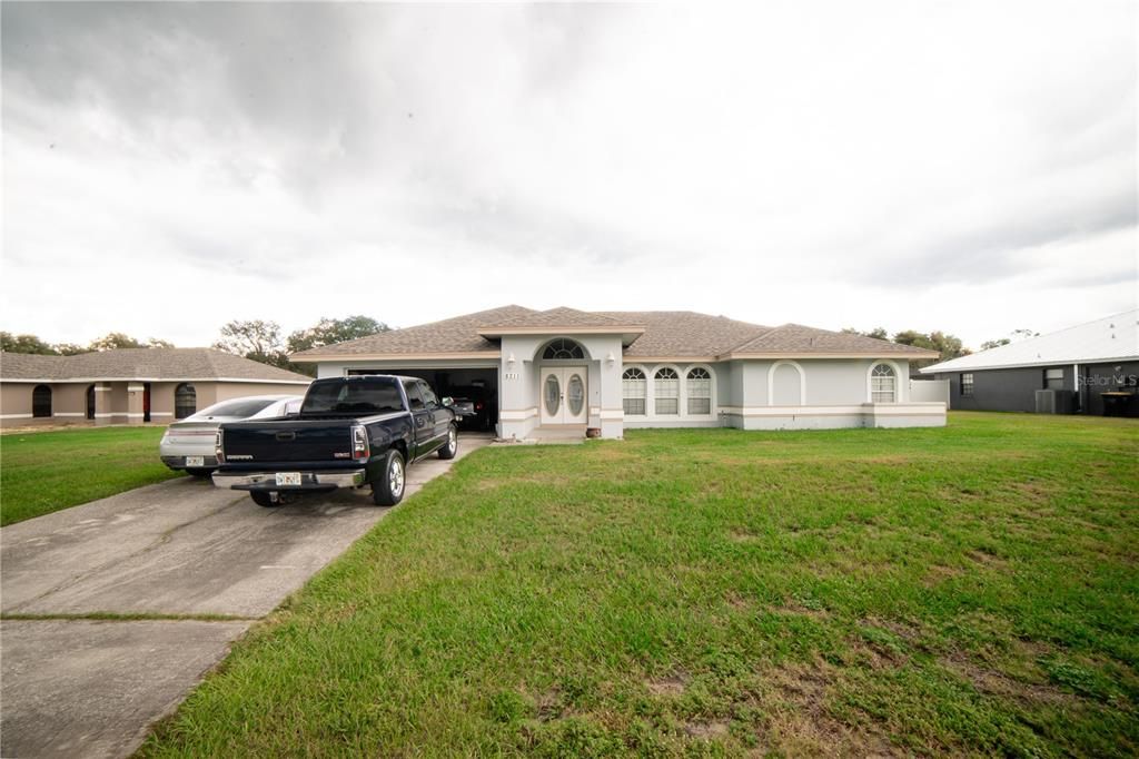 En Venta: $399,000 (3 camas, 2 baños, 2427 Pies cuadrados)