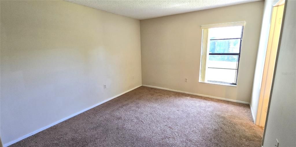 For Sale: $223,900 (2 beds, 2 baths, 962 Square Feet)