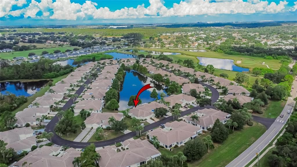 合同活跃: $215,000 (2 贝兹, 2 浴室, 1236 平方英尺)