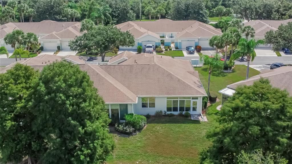 合同活跃: $215,000 (2 贝兹, 2 浴室, 1236 平方英尺)