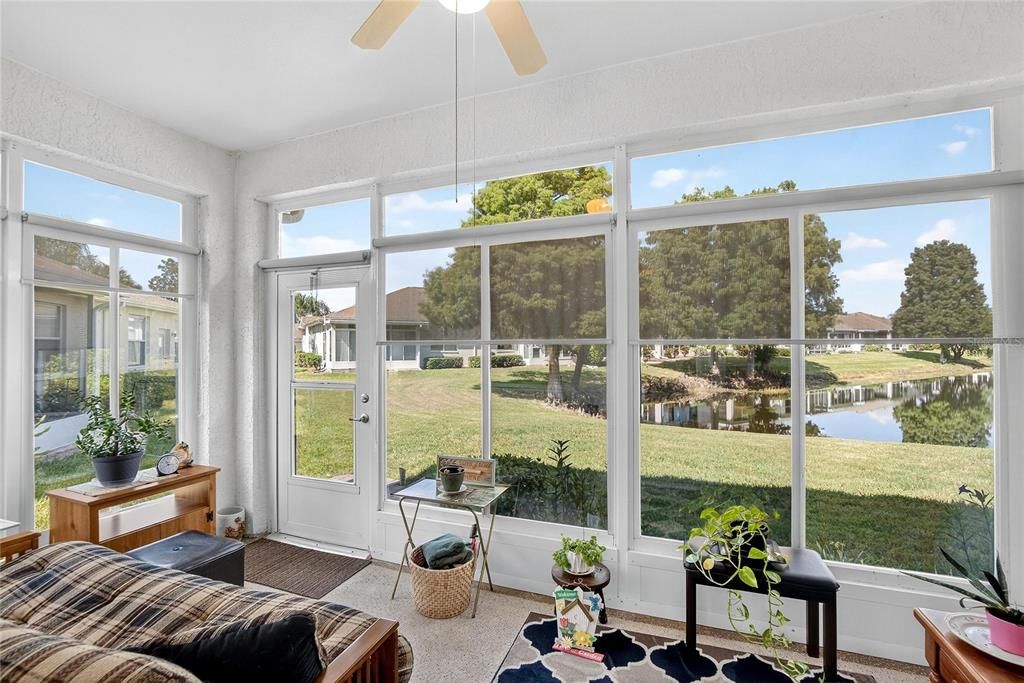 合同活跃: $215,000 (2 贝兹, 2 浴室, 1236 平方英尺)