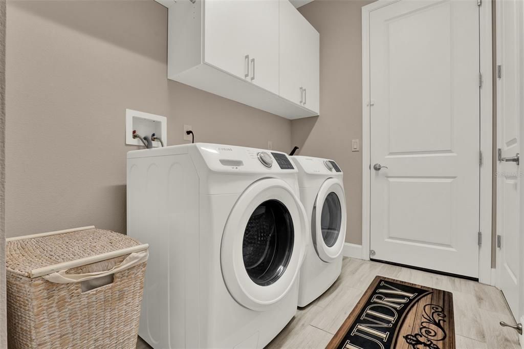 Active With Contract: $525,000 (2 beds, 2 baths, 1843 Square Feet)