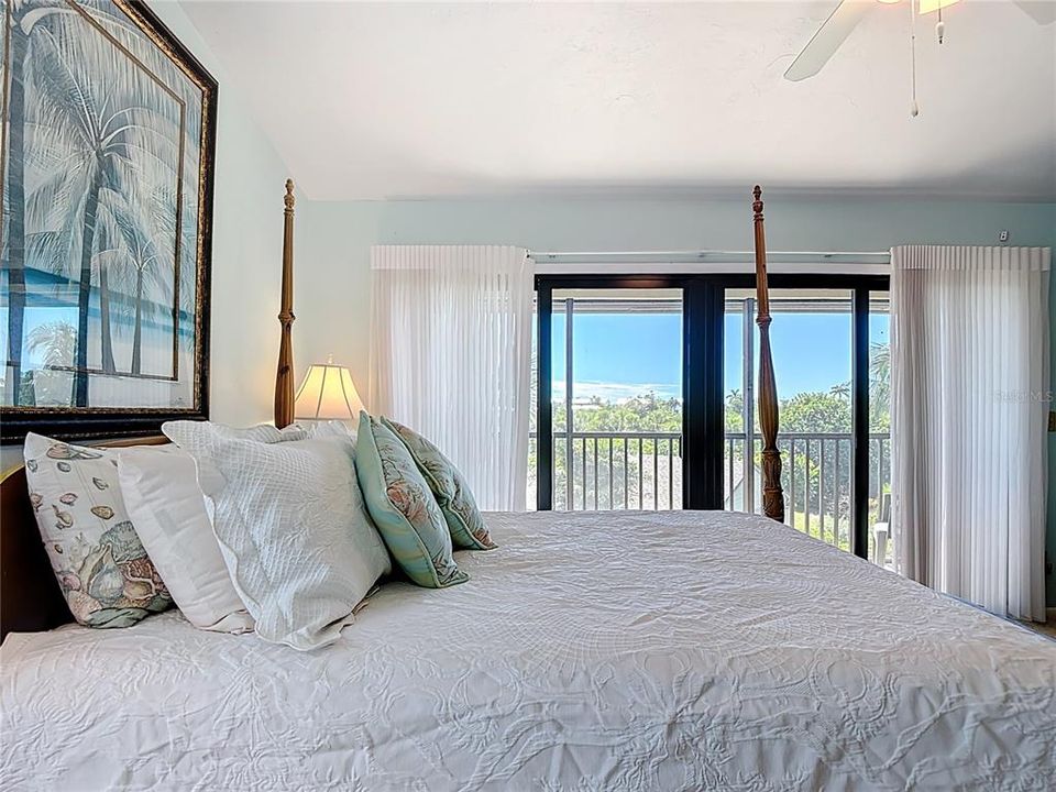 待售: $434,000 (2 贝兹, 2 浴室, 1383 平方英尺)