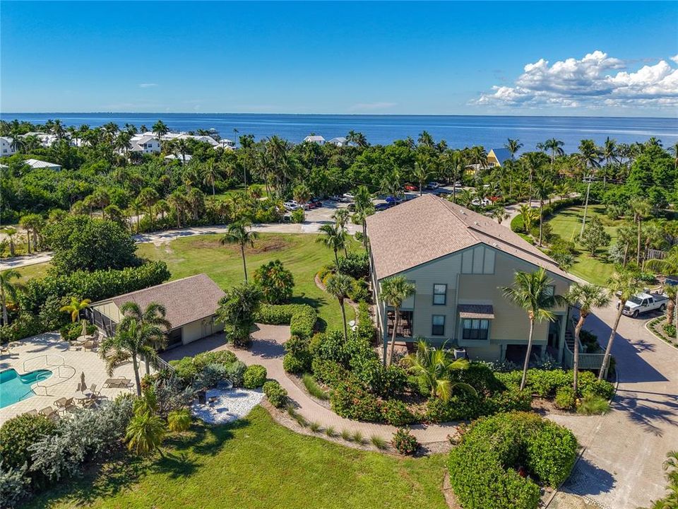 待售: $434,000 (2 贝兹, 2 浴室, 1383 平方英尺)