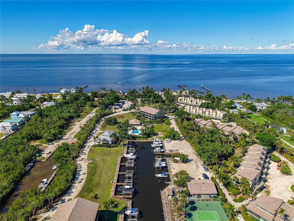 待售: $434,000 (2 贝兹, 2 浴室, 1383 平方英尺)