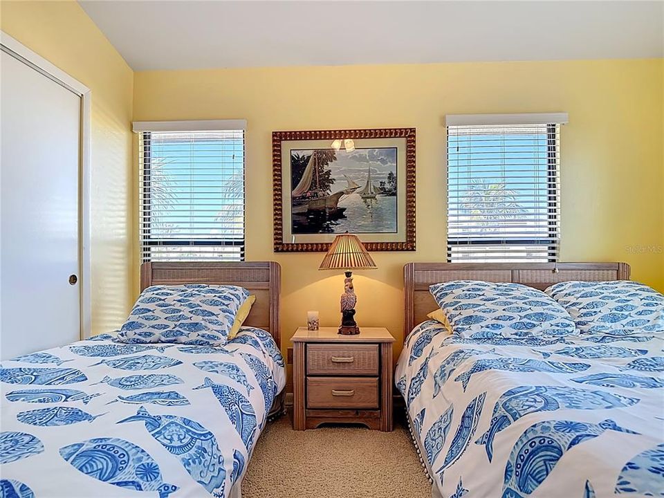 待售: $434,000 (2 贝兹, 2 浴室, 1383 平方英尺)