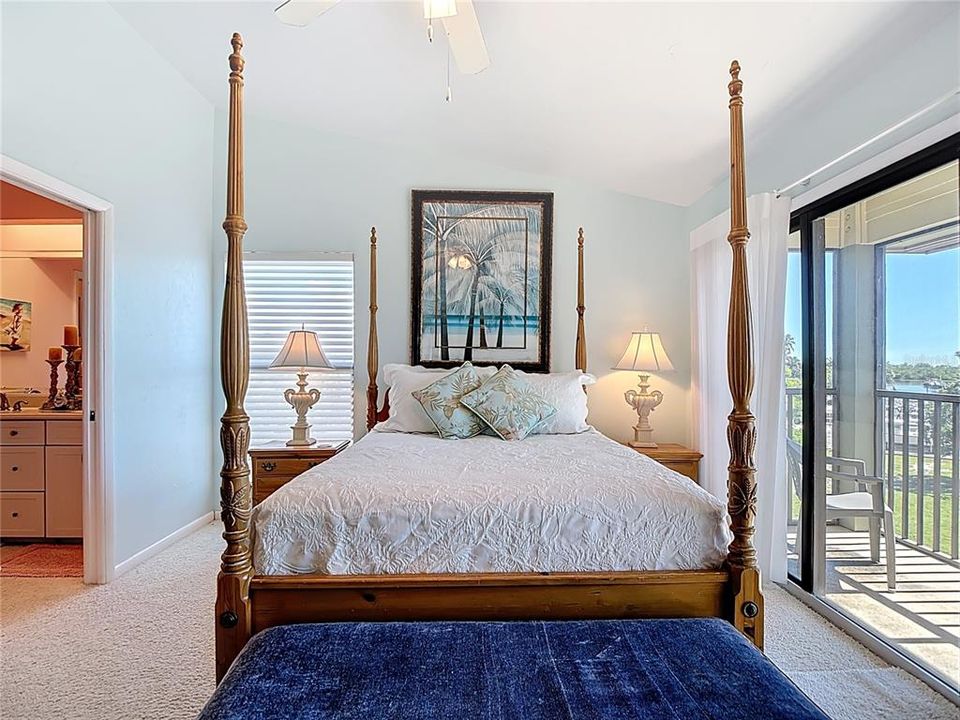 待售: $434,000 (2 贝兹, 2 浴室, 1383 平方英尺)