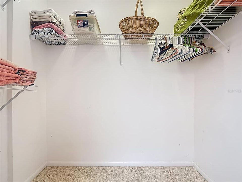 待售: $434,000 (2 贝兹, 2 浴室, 1383 平方英尺)