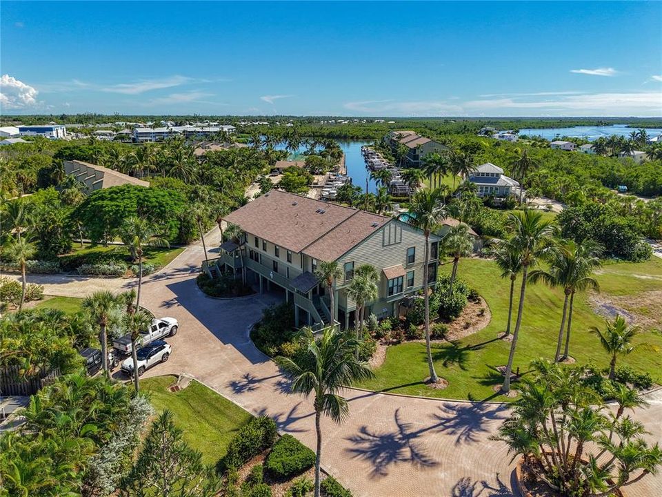 待售: $434,000 (2 贝兹, 2 浴室, 1383 平方英尺)