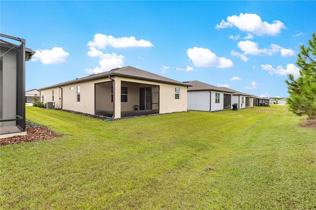 Active With Contract: $290,000 (3 beds, 2 baths, 1469 Square Feet)