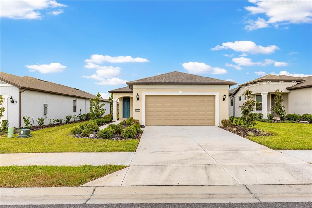 Active With Contract: $290,000 (3 beds, 2 baths, 1469 Square Feet)