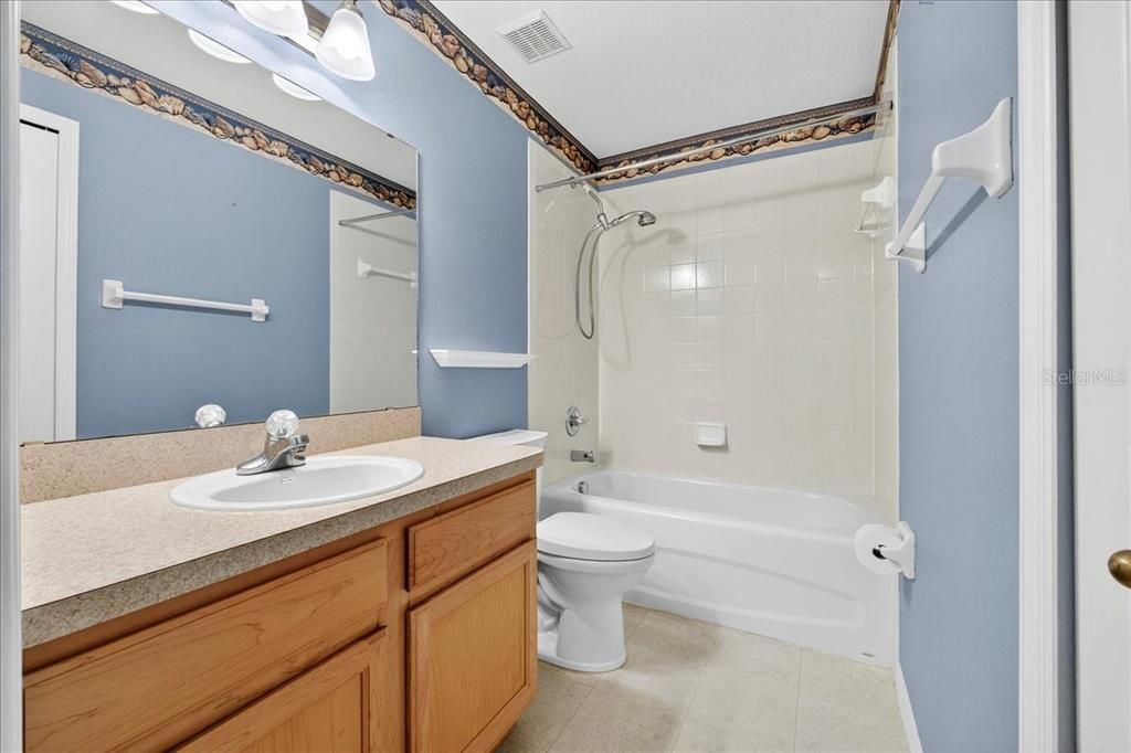 待售: $335,000 (3 贝兹, 2 浴室, 1735 平方英尺)