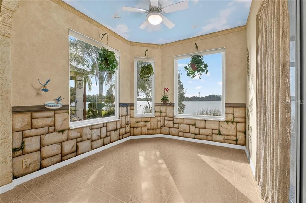 待售: $335,000 (3 贝兹, 2 浴室, 1735 平方英尺)