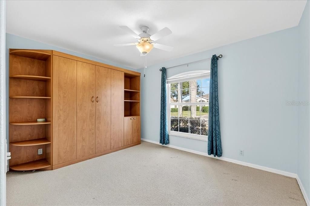 待售: $335,000 (3 贝兹, 2 浴室, 1735 平方英尺)