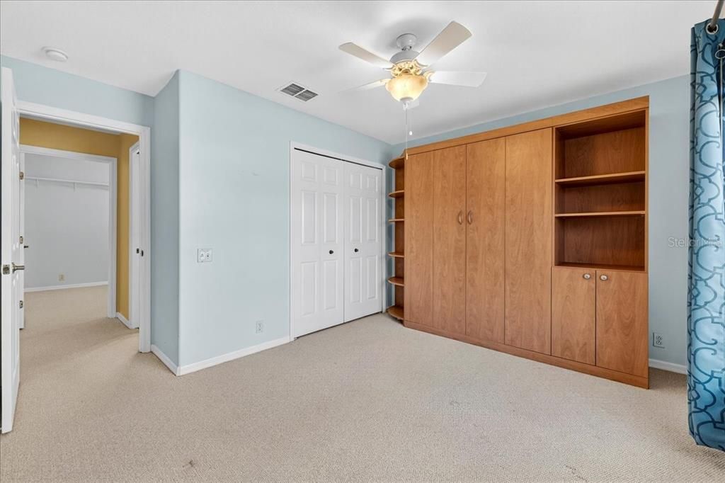 待售: $335,000 (3 贝兹, 2 浴室, 1735 平方英尺)