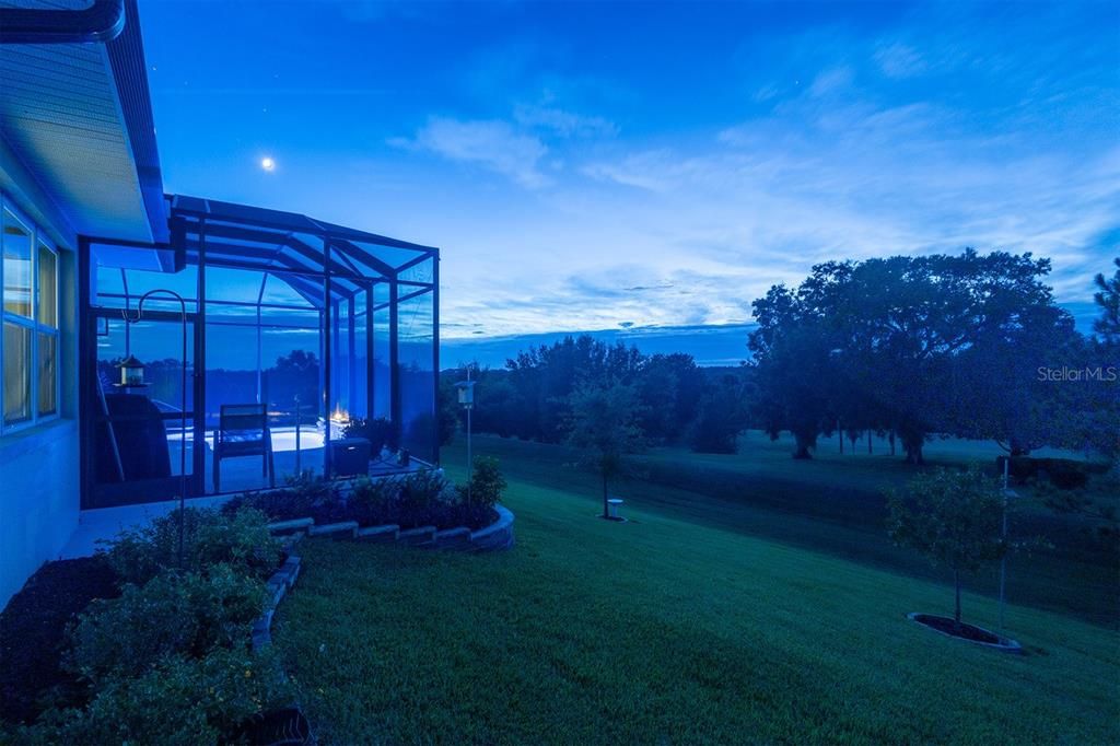 En Venta: $749,500 (3 camas, 2 baños, 2466 Pies cuadrados)