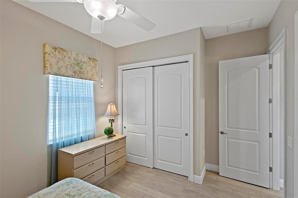 En Venta: $749,500 (3 camas, 2 baños, 2466 Pies cuadrados)