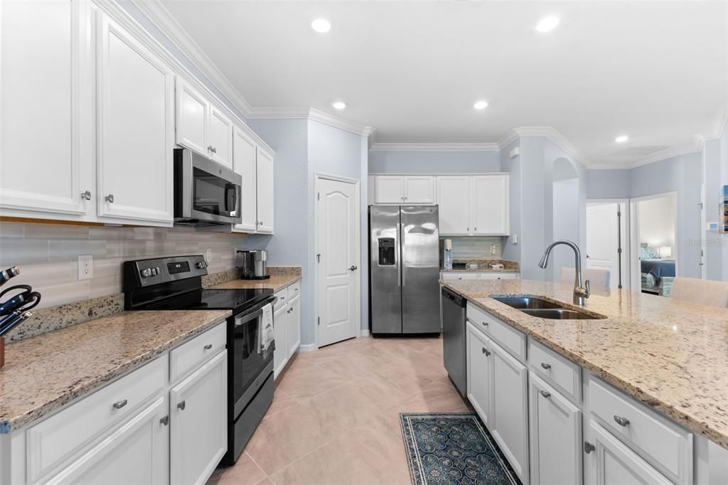 For Rent: $7,000 (2 beds, 2 baths, 1900 Square Feet)