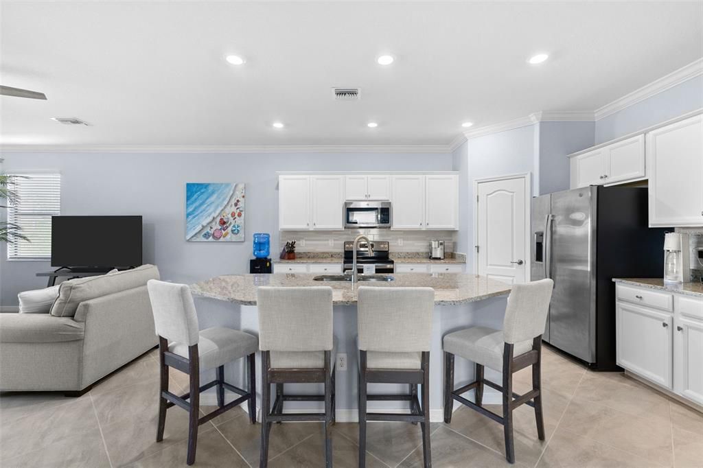 For Rent: $7,000 (2 beds, 2 baths, 1900 Square Feet)