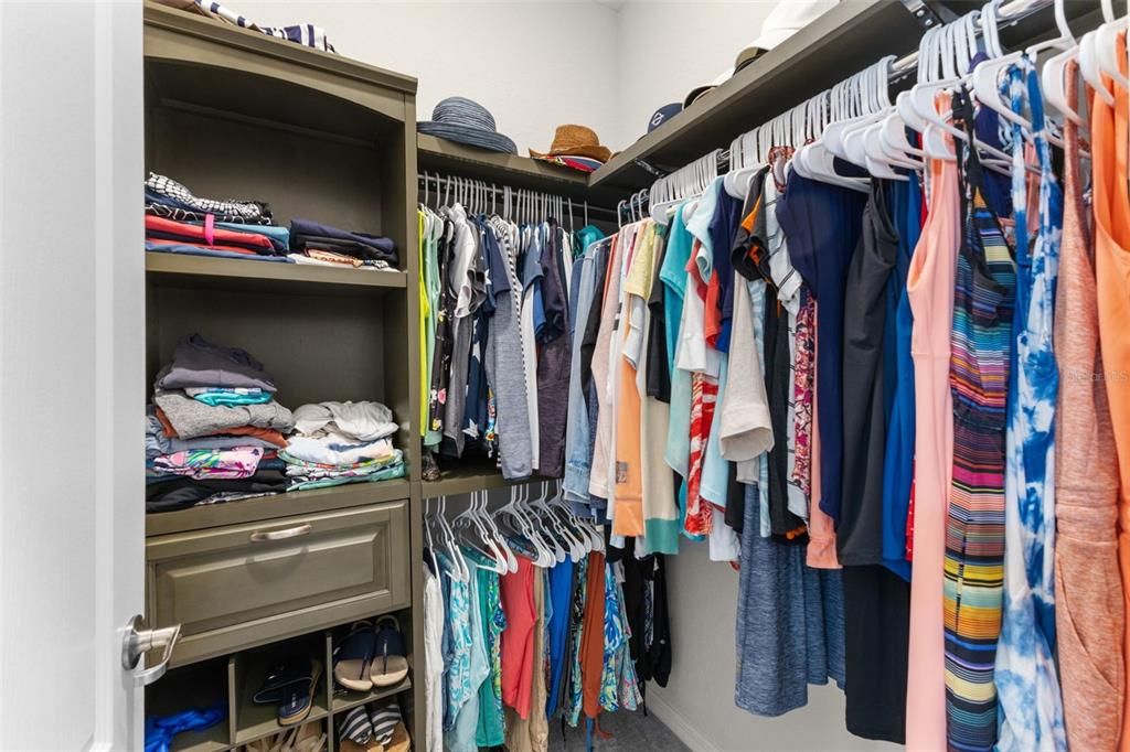 For Rent: $7,000 (2 beds, 2 baths, 1900 Square Feet)