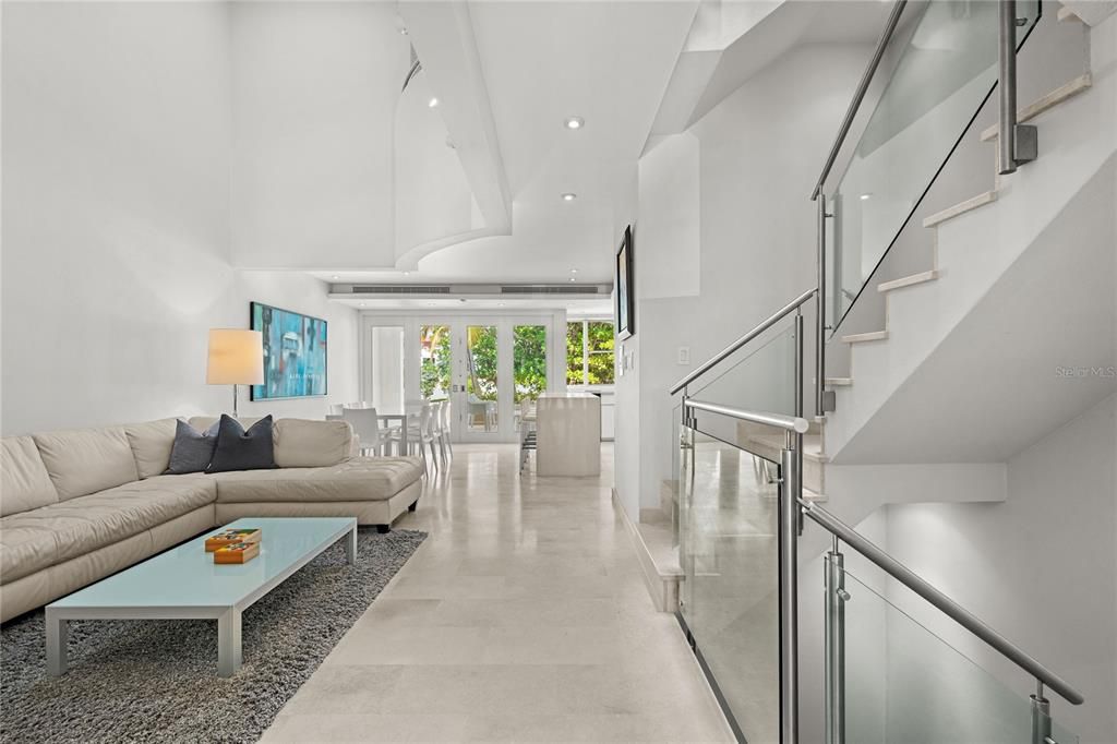 For Sale: $1,885,000 (4 beds, 4 baths, 3652 Square Feet)