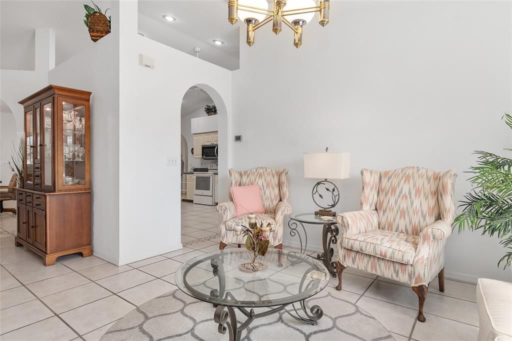 Active With Contract: $319,500 (3 beds, 2 baths, 2106 Square Feet)