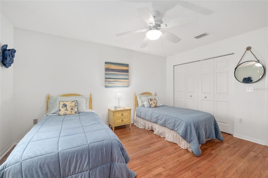 Active With Contract: $319,500 (3 beds, 2 baths, 2106 Square Feet)