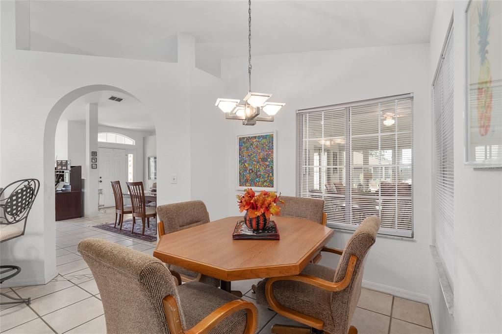 Active With Contract: $319,500 (3 beds, 2 baths, 2106 Square Feet)