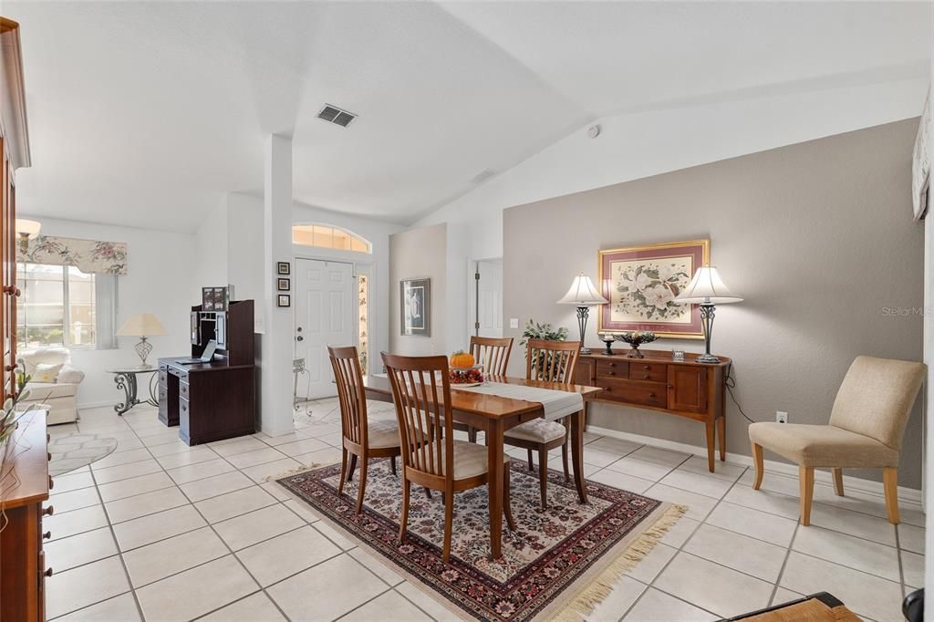 Active With Contract: $319,500 (3 beds, 2 baths, 2106 Square Feet)