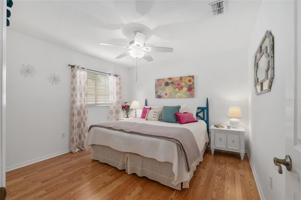 Active With Contract: $319,500 (3 beds, 2 baths, 2106 Square Feet)