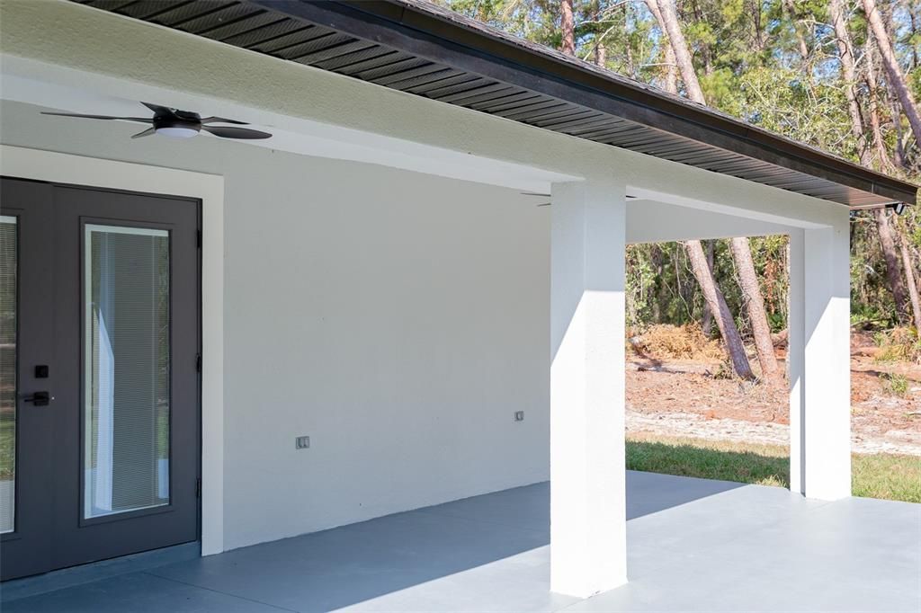 Activo con contrato: $339,900 (3 camas, 2 baños, 1828 Pies cuadrados)