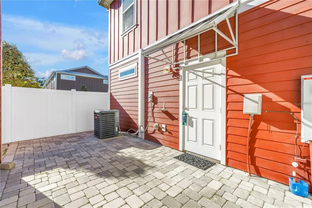 На продажу: $334,900 (3 спален, 2 ванн, 1420 Квадратных фут)