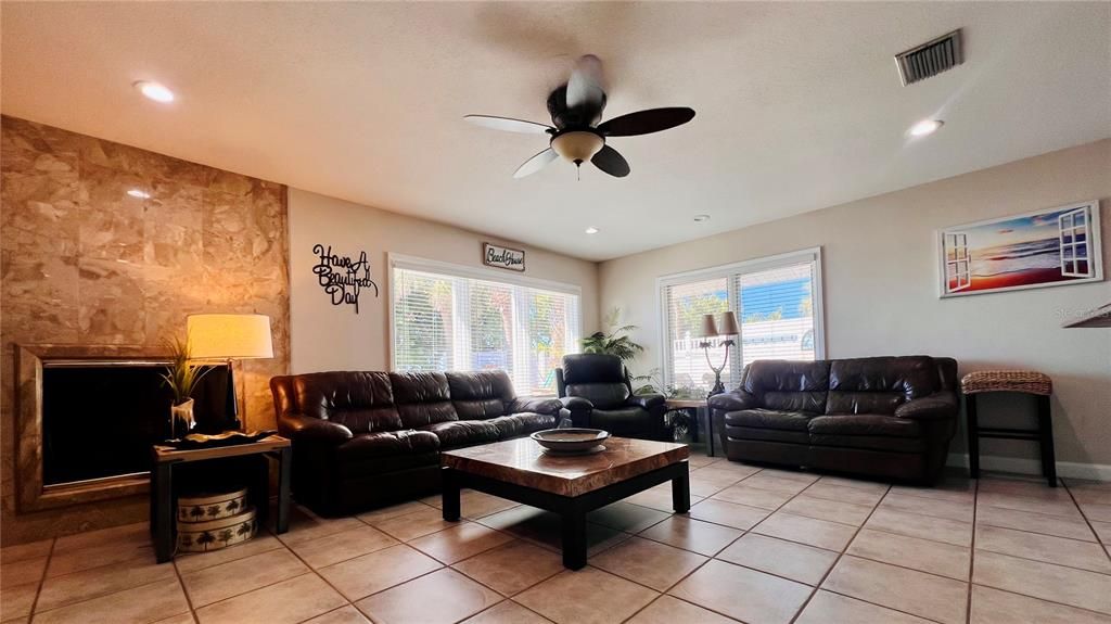 待售: $4,850,000 (4 贝兹, 3 浴室, 2806 平方英尺)