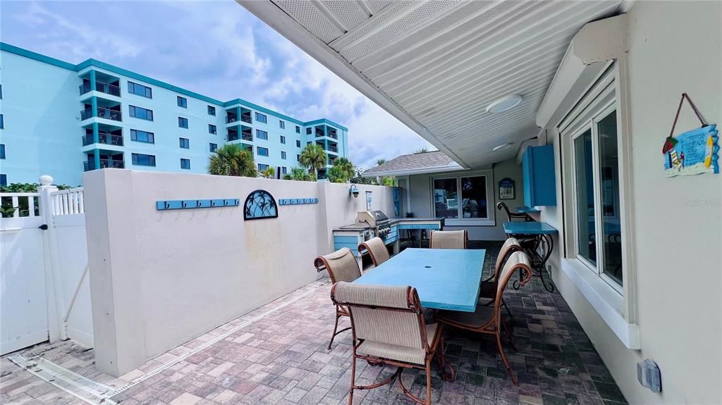 待售: $4,850,000 (4 贝兹, 3 浴室, 2806 平方英尺)