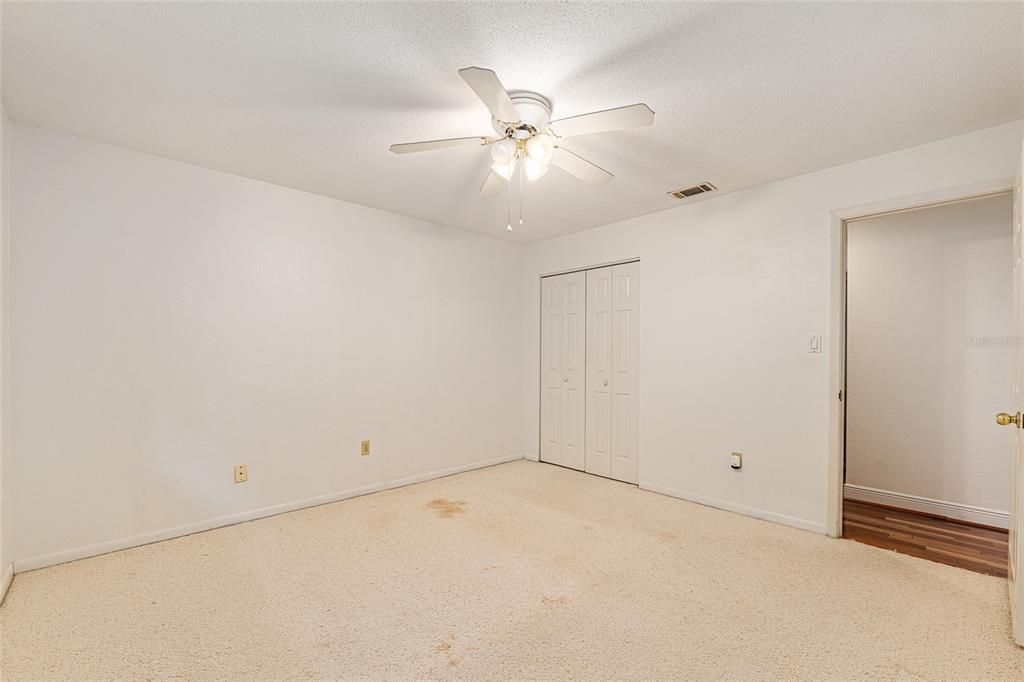 For Sale: $442,000 (3 beds, 2 baths, 2074 Square Feet)