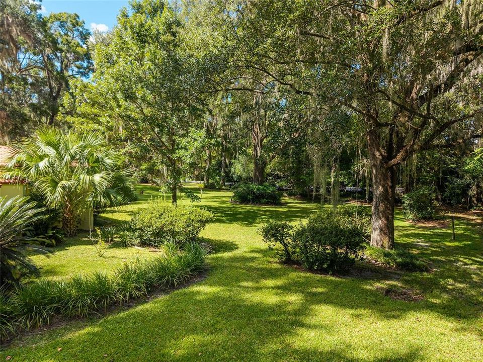 For Sale: $442,000 (3 beds, 2 baths, 2074 Square Feet)