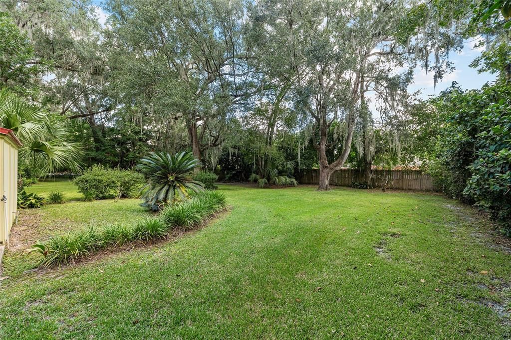 For Sale: $442,000 (3 beds, 2 baths, 2074 Square Feet)