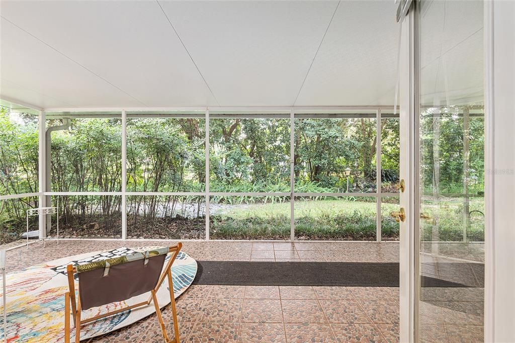 For Sale: $442,000 (3 beds, 2 baths, 2074 Square Feet)