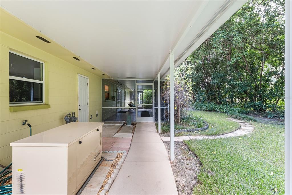 For Sale: $442,000 (3 beds, 2 baths, 2074 Square Feet)