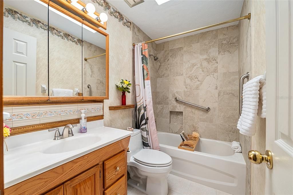 For Sale: $442,000 (3 beds, 2 baths, 2074 Square Feet)