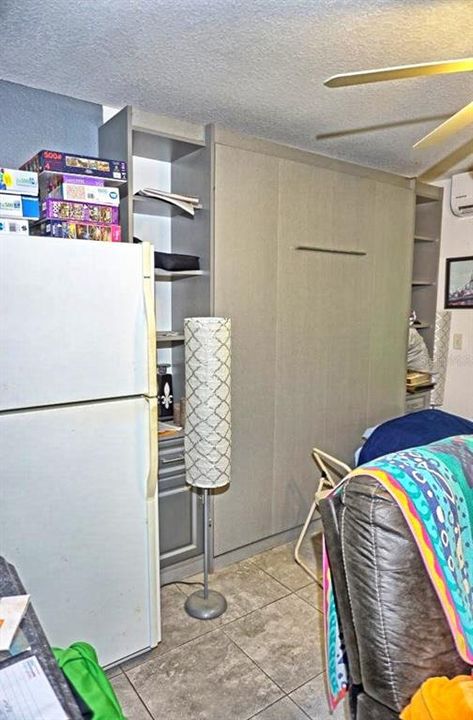 На продажу: $279,900 (2 спален, 2 ванн, 1135 Квадратных фут)